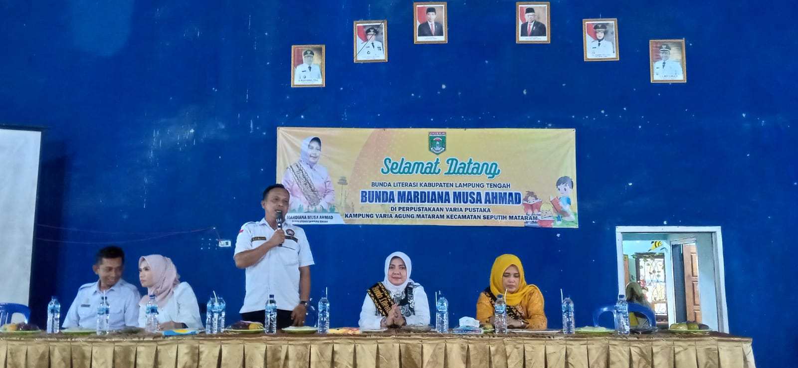  KUNJUNGAN BAPAK CAMAT SEPUTIH MATARAM DI PERPUSTAKAAN KAMPUNG, KAMPUNG VARIA PUSTAKA YANG MASUK 6 BESAR DALAM RANGKA LOMBA PERPUSTAKAAN KAMPUNG